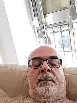 CaliStar23 – webcam model profile photo Image 7