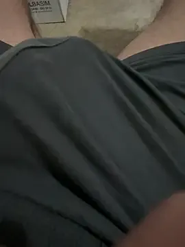 LiaRussel – webcam model profile photo Image 4