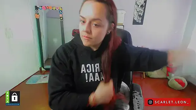 Scarletleon77 – webcam model profile photo