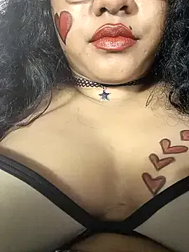 EmmilyCoopers18 – webcam model profile photo Image 12