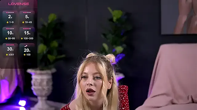 licky_lu – webcam model profile photo Image 3