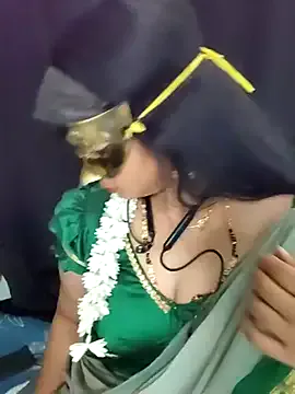 CourtneyCorsetX – webcam model profile photo Image 16