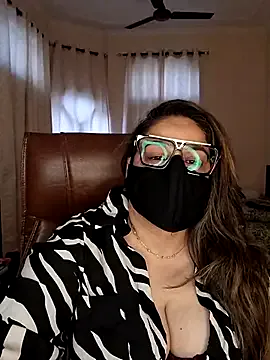 SEXY-Sardarni Image 2