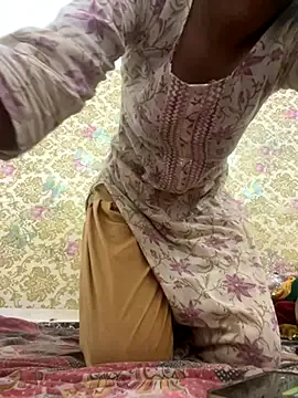 CintiaHolms – webcam model profile photo Image 11