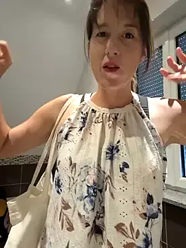 SexyLayla1 Image 12
