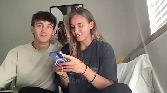 LostInHerWonderland – webcam model profile photo Image 3