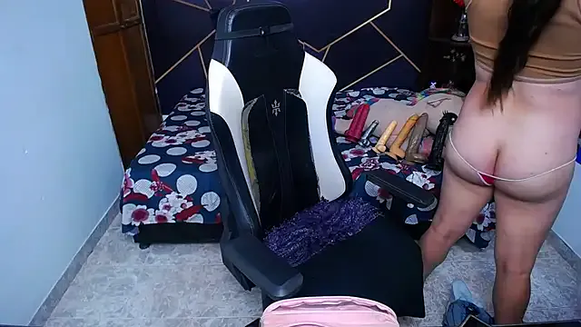 SidneyPaige – webcam model profile photo Image 9