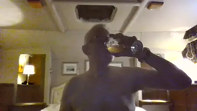 LilithStonne – webcam model profile photo Image 6