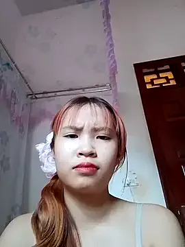realroniraye – webcam model profile photo Image 3