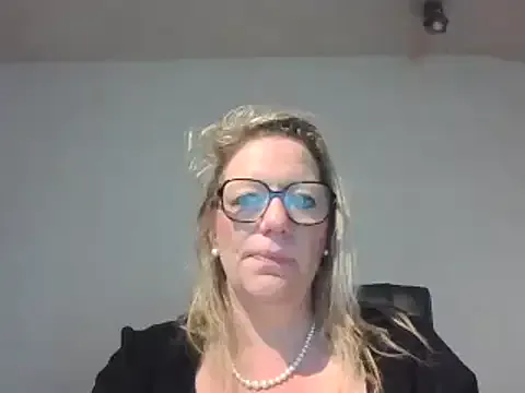 Silkesquirt – webcam model profile photo
