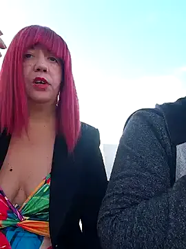 LEONAAx – webcam model profile photo Image 15