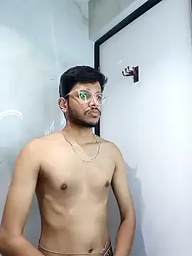 SamuParker – webcam model profile photo Image 8