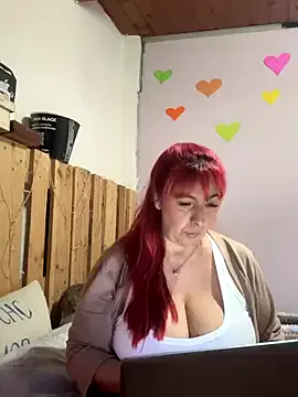 PrincessOPoison – webcam model profile photo Image 6