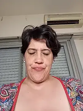 River_Flow_WOW – webcam model profile photo Image 11