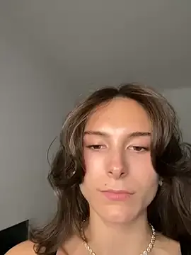 KimAveryy – webcam model profile photo Image 9