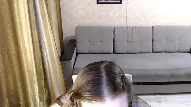 Soyyyaa – webcam model profile photo