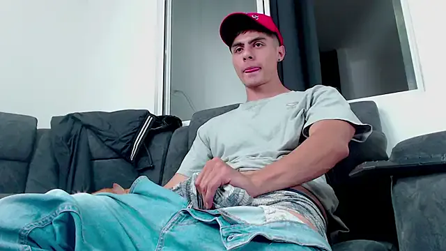 renataleclair – webcam model profile photo Image 17