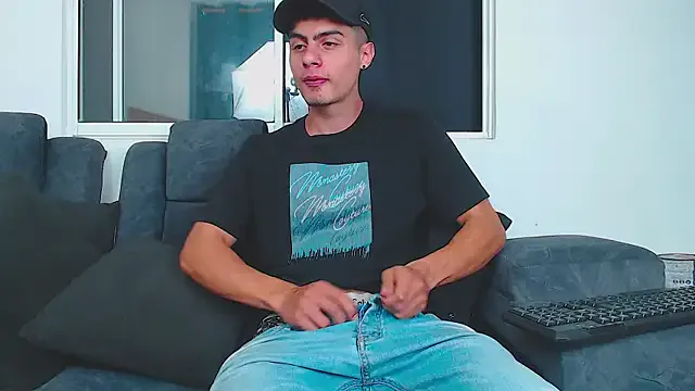 renataleclair – webcam model profile photo Image 4