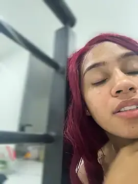 Sara_fun – webcam model profile photo Image 16