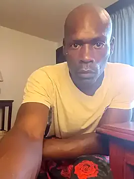 brendaliive – webcam model profile photo Image 14