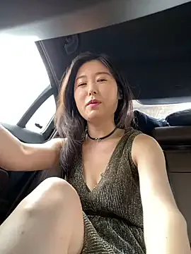 Heyjezelle – webcam model profile photo Image 4