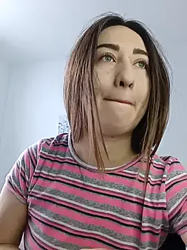 Bustybritishbbw – webcam model profile photo Image 13