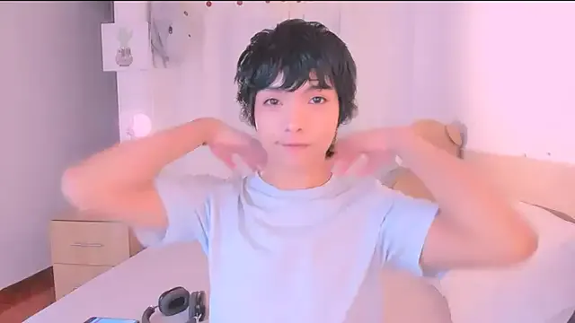 EvelyneFlirtyMilf – webcam model profile photo Image 11