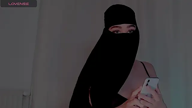 lady_bug2233 – webcam model profile photo Image 15