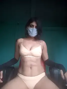 Freekymess – webcam model profile photo Image 4
