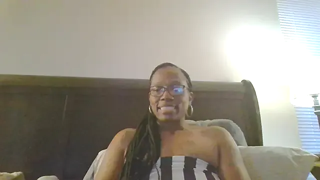 SweetCandy85 – webcam model profile photo