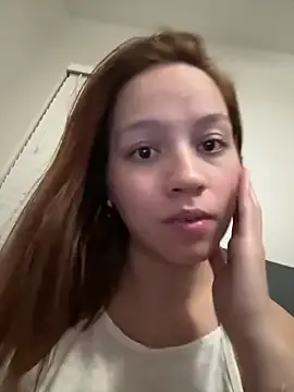 EloiseHarth – webcam model profile photo Image 2