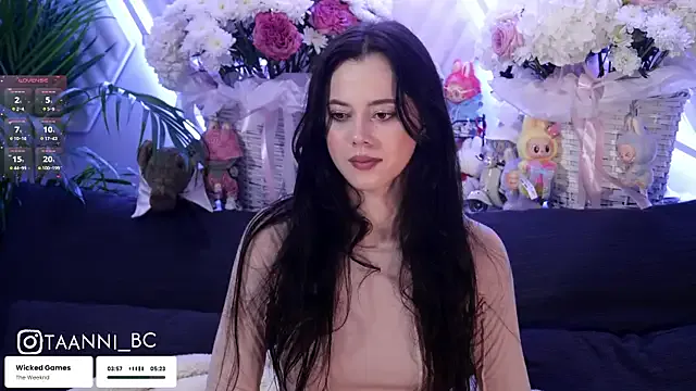 UrielRay – webcam model profile photo Image 13