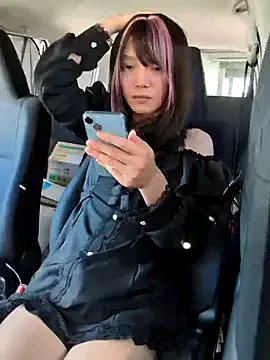 JoiDivision – webcam model profile photo Image 4