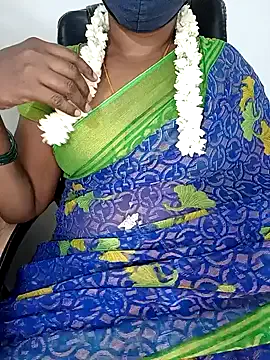 Goldi159 – webcam model profile photo Image 4