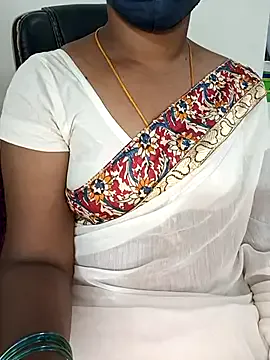 Goldi159 – webcam model profile photo Image 8