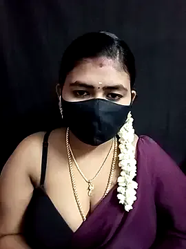 Bella-999 – webcam model profile photo Image 11