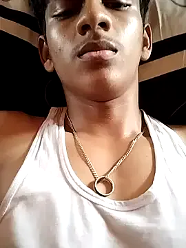 LilMsAlaska – webcam model profile photo Image 2