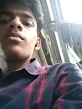 LilMsAlaska – webcam model profile photo Image 4