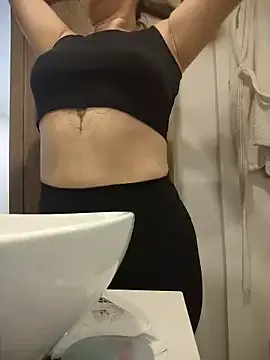 GretaNoir – webcam model profile photo Image 3