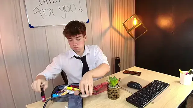 LollaDolla – webcam model profile photo Image 9