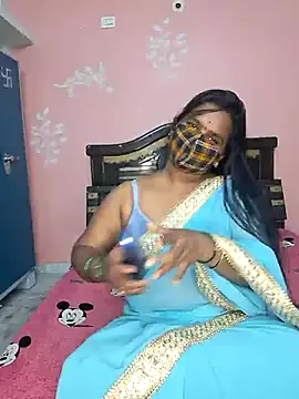 TemptationDual – webcam model profile photo Image 4