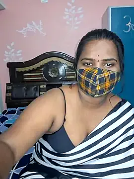 TemptationDual – webcam model profile photo Image 8