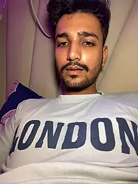 GiaRos – webcam model profile photo Image 19