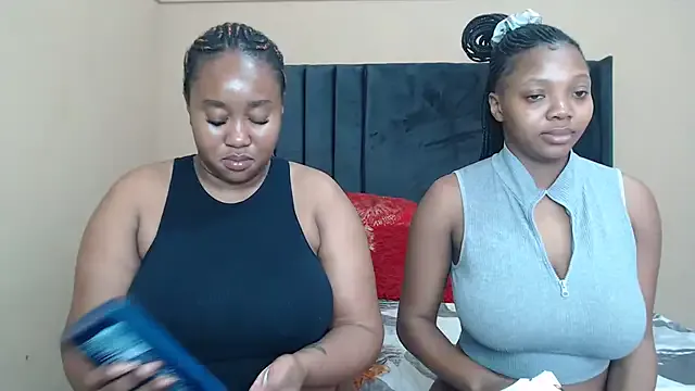 TheBigBoobies Image 3
