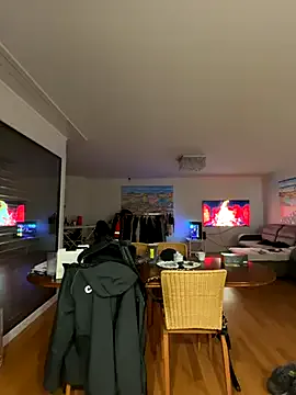 LiaRussel – webcam model profile photo Image 19