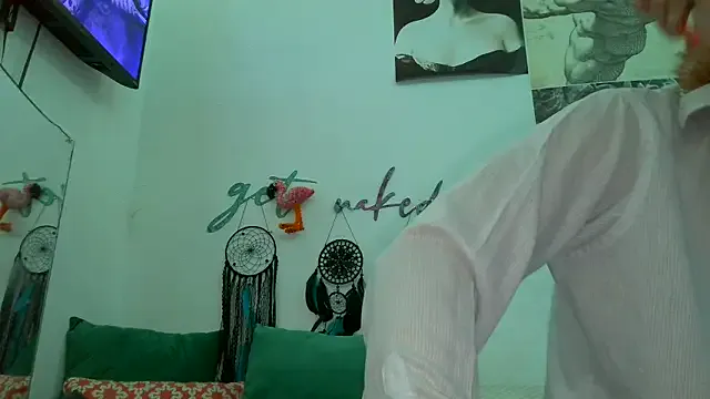 DeliciousAlbany – webcam model profile photo Image 9