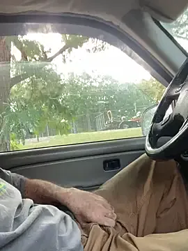 Crystallmendez – webcam model profile photo Image 11