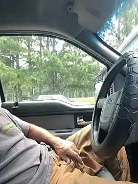 Crystallmendez – webcam model profile photo Image 8