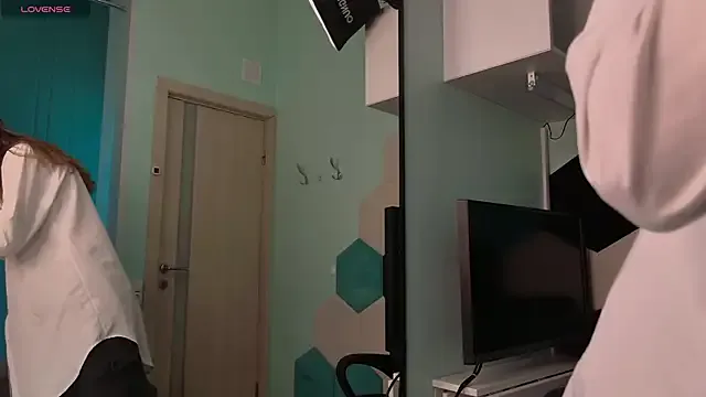 Helen_Vidall – webcam model profile photo Image 7