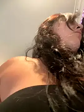 brendaliive – webcam model profile photo Image 2